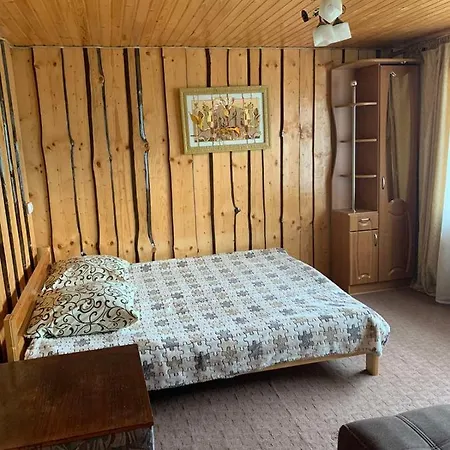 Bed & Breakfast сніжок *