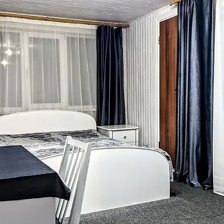 Bed & Breakfast сніжок *