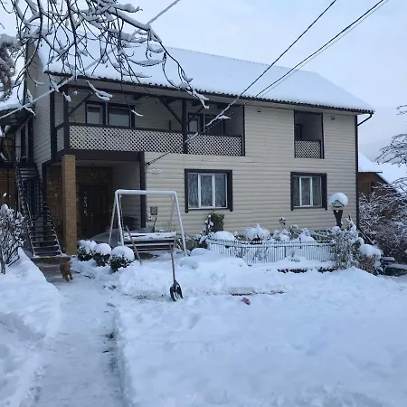 сніжок Bed and breakfast *
