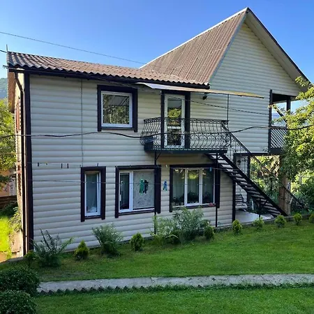 сніжок 亚列姆切